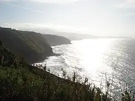 The northwestern coast of Fenais da Ajuda, as seen from the area near Lombinha and Ponte