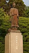 Statue of Hosokawa Tadatoshi within Suizen-ji Jōju-en