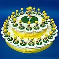 Favor Cake with 40 carton boxes and Tweety figurines, usable for Birthday, Baptism, First Holy Communion etc.