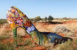 Giant stiletto at the turnoff to Tjukurla