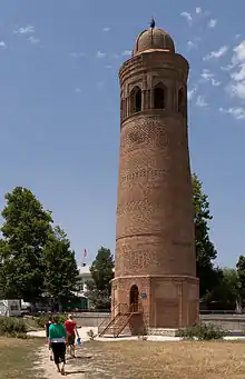 Özgön Minaret