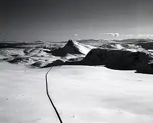 Country road 51 running across Valdresflye