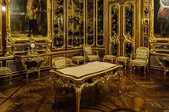 Vieux-Laque Room, Schönbrunn Palace, Vienna, Austria, decorated with Chinese black lacquerware panels, by Nikolaus Pacassi, 1743-1763