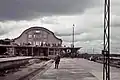 The waiting hall of the station in ruins in 1941.