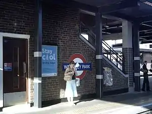 Station platform from a northbound Jubilee line train