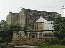 Zhaojiabao ("Zhao family castle"), a fortified family residence in Huxi She Township