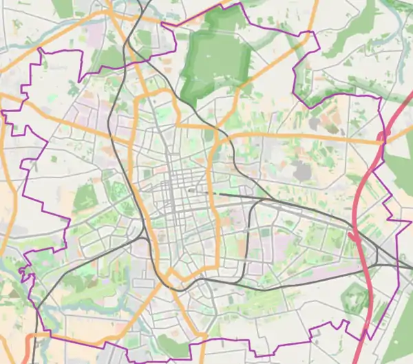 Mapa konturowa Łodzi, w centrum znajduje się punkt z opisem „Widzewska Manufaktura”