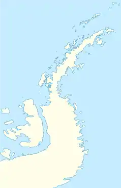 Mapa konturowa Półwyspu Antarktycznego, u góry po prawej znajduje się punkt z opisem „Base Antártica Petrel”