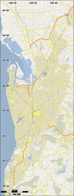 Mapa konturowa Adelaide, blisko centrum na lewo znajduje się punkt z opisem „Hindmarsh Stadium”