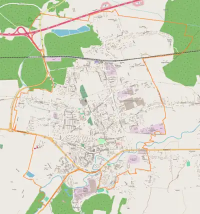 Mapa konturowa Brzeska, w centrum znajduje się punkt z opisem „Cmentarz wojenny nr 276Brzesko”