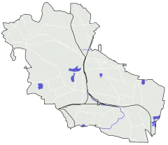 Mapa konturowa Bytomia, na dole po prawej znajduje się punkt z opisem „Parafia Ewangelicko-Augsburskaw Bytomiu”