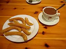  Chocolate con churros (churros z czekoladą)