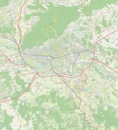 Mapa konturowa Zagrzebia, w centrum znajduje się punkt z opisem „Ambasada Rzeczypospolitej Polskiej w Zagrzebiu”