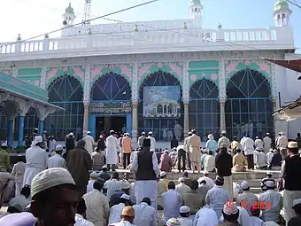 Dargah świętego Khwaza Moinuddin z sufickiej tradycji Chishti w Adźmerze