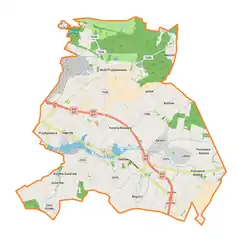 Mapa konturowa gminy Garbów, blisko centrum po lewej na dole znajduje się punkt z opisem „Cmentarz wojenny w Garbowie”