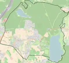 Mapa konturowa gminy Świerklaniec, po prawej nieco na dole znajduje się owalna plamka nieco zaostrzona i wystająca na lewo w swoim dolnym rogu z opisem „Kozłowa Góra”