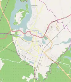 Mapa konturowa Iławy, blisko centrum na lewo u góry znajduje się punkt z opisem „Willa przy ul. Sienkiewicza 10”