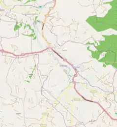 Mapa konturowa Limanowej, po prawej znajduje się czarny trójkącik z opisem „Miejska Góra”