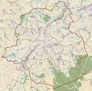 Mapa konturowa Brukseli, blisko centrum na lewo znajduje się punkt z opisem „Anderlecht”