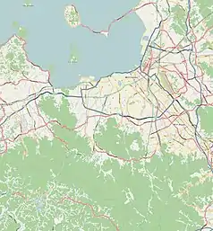 Mapa konturowa Fukuoki, po prawej nieco u góry znajduje się punkt z opisem „FUK”