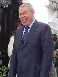 Martin Clunes jako doktor Martin Ellingham