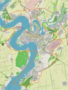 Mapa konturowa Mikołajowa, blisko centrum na lewo u góry znajduje się punkt z opisem „Miejski Stadion Centralny”