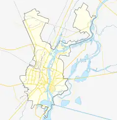 Mapa konturowa Nowogrodu Wielkiego, na dole nieco na lewo znajduje się punkt z opisem „Tysiąclecie Rosji”