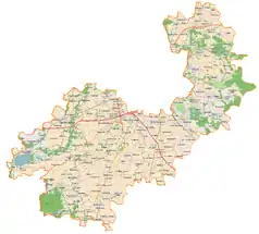 Mapa konturowa powiatu wrocławskiego, po lewej znajduje się punkt z opisem „Kościół Podwyższenia Krzyża Świętego w Sośnicy”