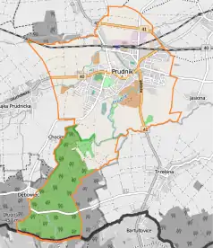 Mapa konturowa Prudnika, blisko centrum po lewej na dole znajduje się punkt z opisem „Schronisko „Szwedzki Szaniec””