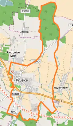 Mapa konturowa Prusic, po lewej nieco na dole znajduje się punkt z opisem „Parafia św. Jakuba Apostoła”