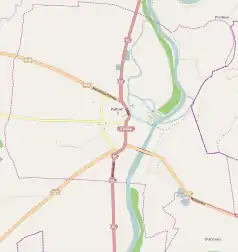 Mapa konturowa Pułtuska, blisko centrum na dole znajduje się punkt z opisem „Lądowisko Pułtusk-Agra”