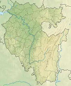 Mapa konturowa Baszkortostanu, po prawej znajduje się czarny trójkącik z opisem „Ural Południowy”