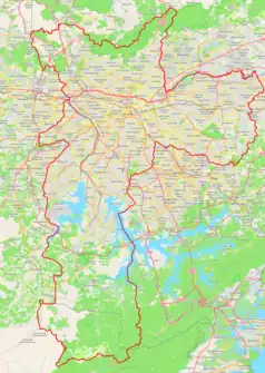 Mapa konturowa São Paulo, blisko centrum u góry znajduje się punkt z opisem „Ibirapuera Park”