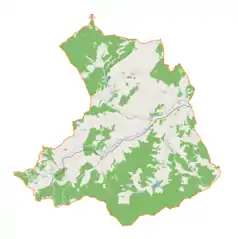 Mapa konturowa gminy Stryszawa, blisko centrum po lewej na dole znajduje się punkt z opisem „Kurów Suski”