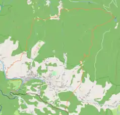 Mapa konturowa Szczawnicy, blisko centrum na dole znajduje się punkt z opisem „Szczawnica, sanatorium Inhalatorium”