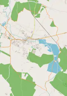 Mapa konturowa Szczekocin, blisko centrum na lewo znajduje się punkt z opisem „Stary cmentarz żydowski w Szczekocinach”