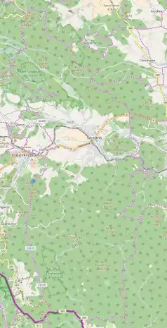 Mapa konturowa Szczytnej, w centrum znajduje się punkt z opisem „Parafia św. Jana Chrzciciela”