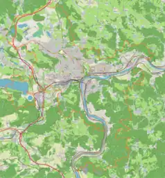 Mapa konturowa Uścia nad Łabą, po lewej znajduje się punkt z opisem „miejsce bitwy”