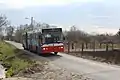 Autobus linii nr 52 na ulicy Marynarskiej