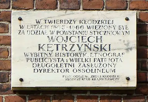 Tablica upamiętniająca więzienie W. Kętrzyńskiego w twierdzy Kłodzko w 1865-66